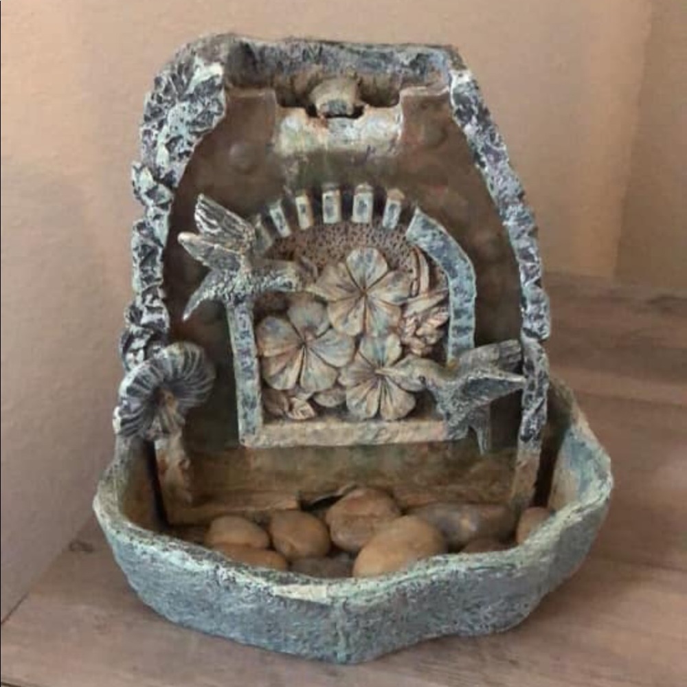 Humming bird fountain